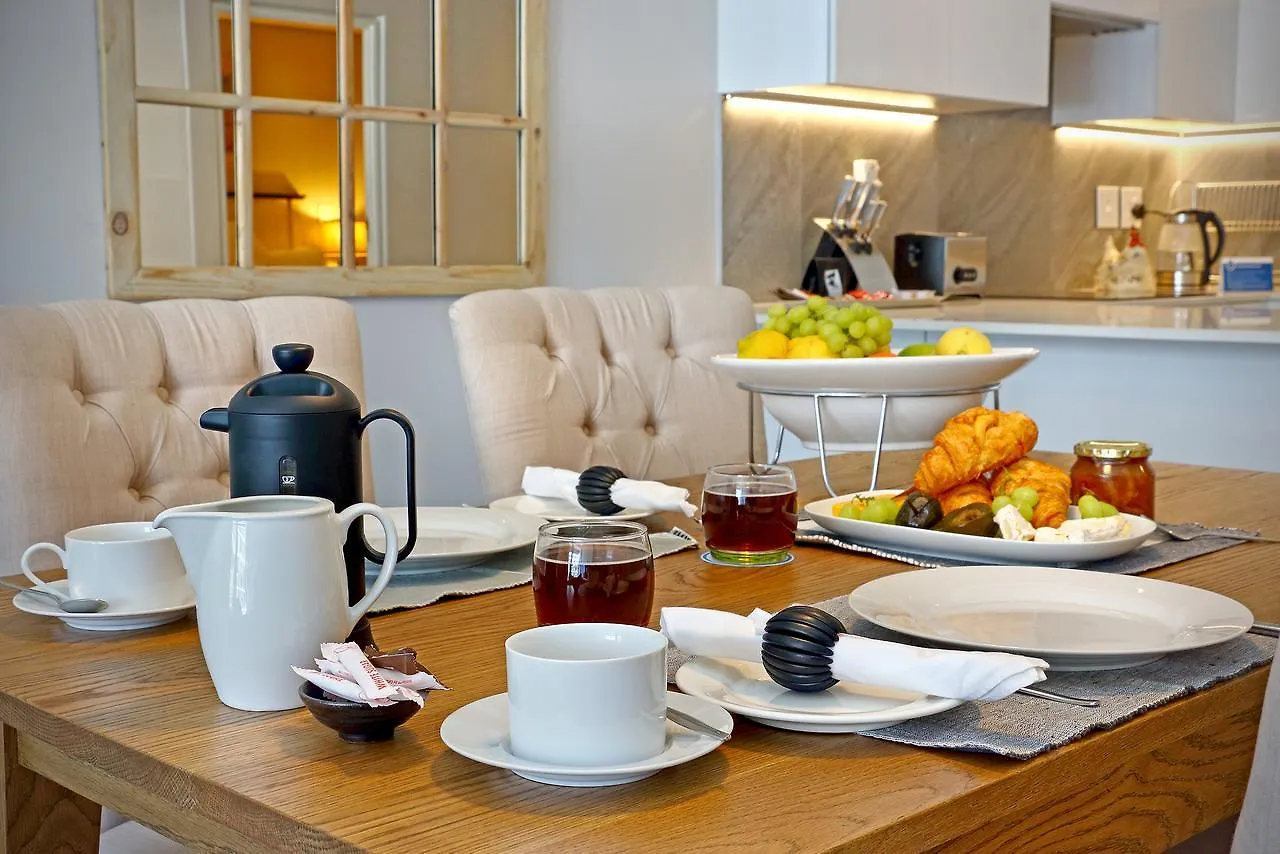 Chelsea Luxury Suites Cape Town Apartment